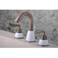 Classic Antique Brass Widespread Bathroom Sink Tap TP0452