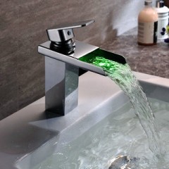 Contemporary Solid Brass Single Handle LED Waterfall Bathroom Sink Tap Chrome Finish TP0510F