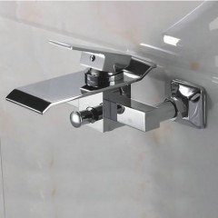 Contemporary Waterfall Brass Bathtub Tap (Wall Mount) TPQ3002W